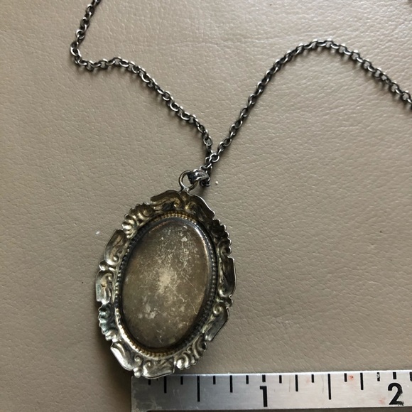 Mini Cameo Skull Pirate Necklace - Picture 4 of 4